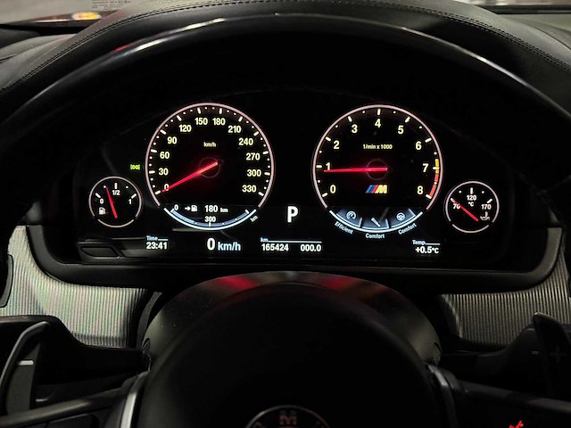 Bmw m5 - 2014 - 5-serie - keramische remmen - personenauto - afbeelding 16 van  45