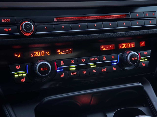 Bmw m5 - 2014 - 5-serie - keramische remmen - personenauto - afbeelding 20 van  45