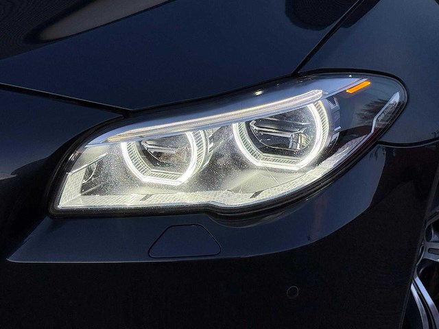 Bmw m5 - 2014 - 5-serie - keramische remmen - personenauto - afbeelding 44 van  45