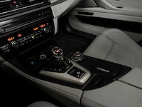 Bmw m5 4.4 v8 f10 650pk 2013 5-serie - afbeelding 24 van  55