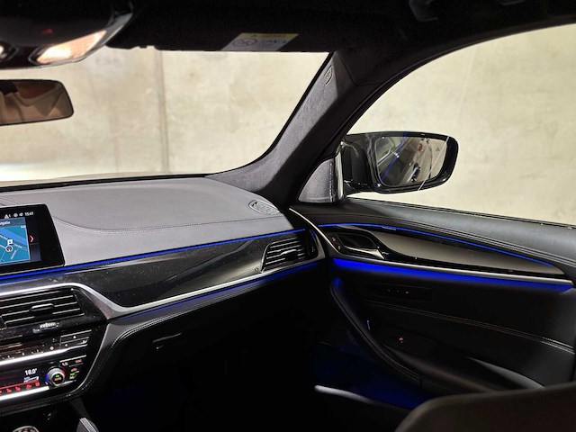 Bmw m5 4.4 v8 m-sport 600pk 2019 (origineel-nl) 5-serie, xr-334-d - afbeelding 9 van  61