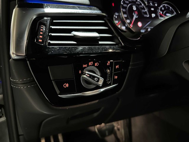 Bmw m5 4.4 v8 m-sport 600pk 2019 (origineel-nl) 5-serie, xr-334-d - afbeelding 15 van  61