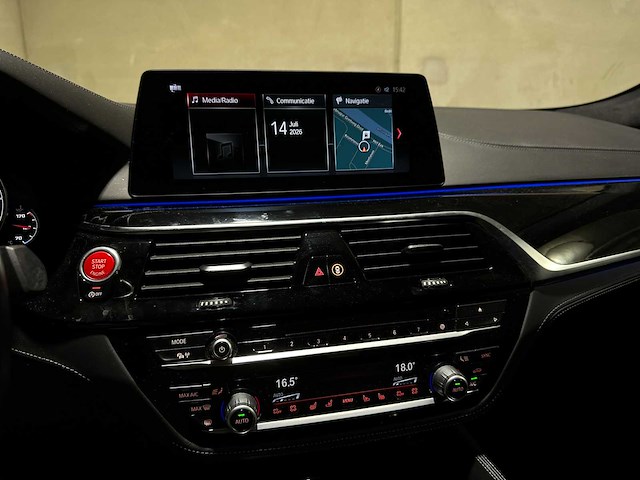 Bmw m5 4.4 v8 m-sport 600pk 2019 (origineel-nl) 5-serie, xr-334-d - afbeelding 25 van  61