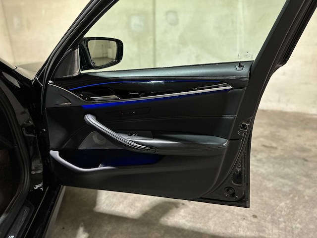 Bmw m5 4.4 v8 m-sport 600pk 2019 (origineel-nl) 5-serie, xr-334-d - afbeelding 47 van  61