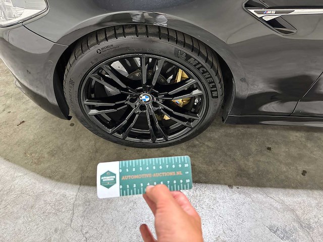 Bmw m5 4.4 v8 m-sport 600pk 2019 (origineel-nl) 5-serie, xr-334-d - afbeelding 58 van  61