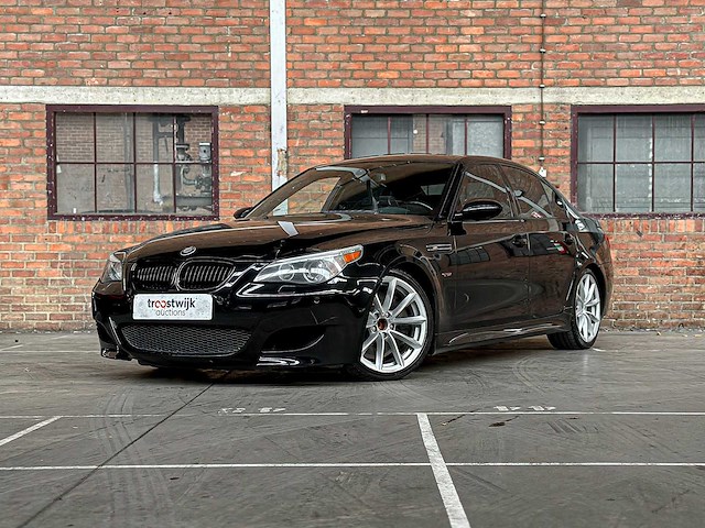 Bmw m5 5.0 v10 500pk 2006 e60 5-serie - afbeelding 1 van  50