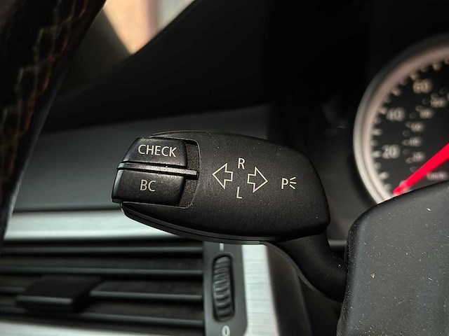 Bmw m5 5.0 v10 500pk 2006 e60 5-serie - afbeelding 12 van  49