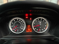 Bmw m5 5.0 v10 500pk 2006 e60 5-serie - afbeelding 18 van  49