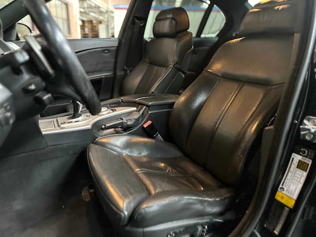 Bmw m5 5.0 v10 500pk 2006 e60 5-serie - afbeelding 23 van  43