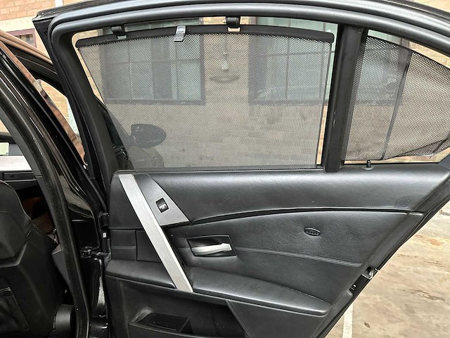 Bmw m5 5.0 v10 500pk 2006 e60 5-serie - afbeelding 32 van  44