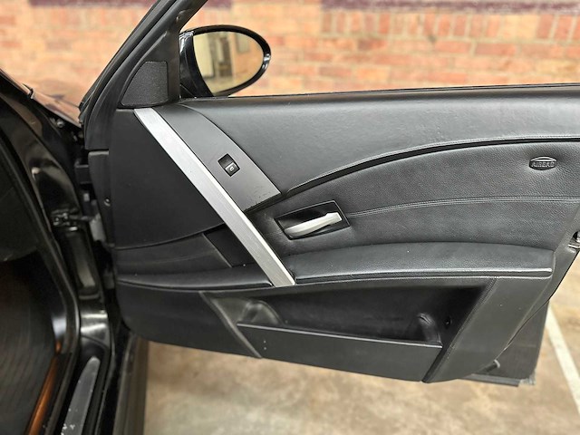 Bmw m5 5.0 v10 500pk 2006 e60 5-serie - afbeelding 29 van  39