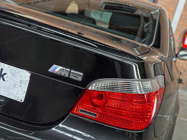 Bmw m5 5.0 v10 500pk 2006 e60 5-serie - afbeelding 5 van  50