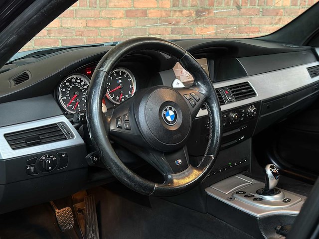 Bmw m5 5.0 v10 500pk 2006 e60 5-serie - afbeelding 11 van  50
