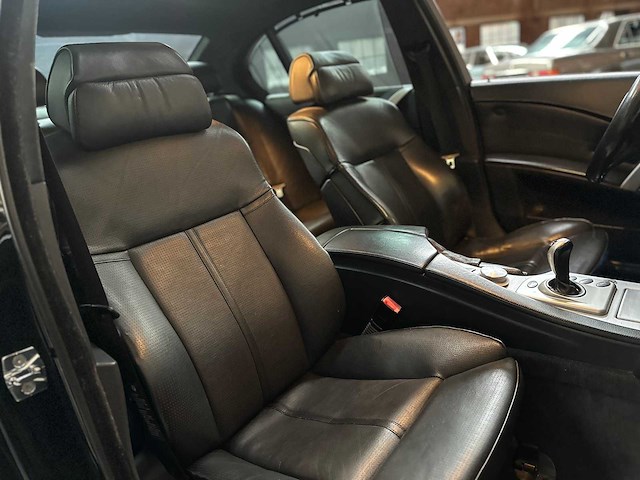 Bmw m5 5.0 v10 500pk 2006 e60 5-serie - afbeelding 42 van  50