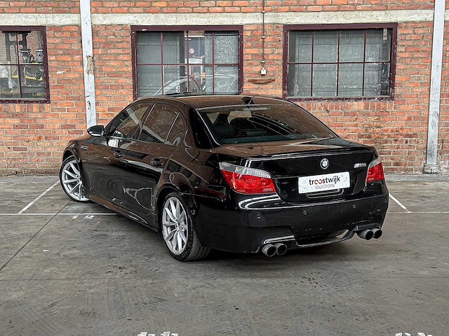 Bmw m5 5.0 v10 500pk 2006 e60 5-serie - afbeelding 7 van  41