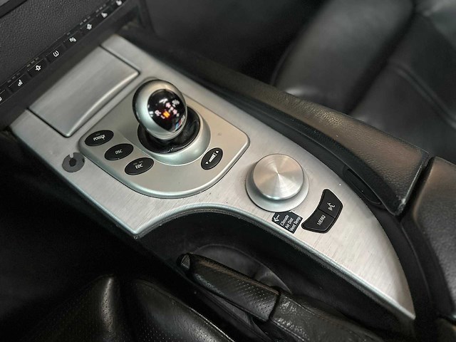 Bmw m5 5.0 v10 500pk 2006 e60 5-serie - afbeelding 18 van  41