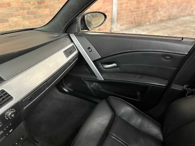 Bmw m5 5.0 v10 500pk 2006 e60 5-serie - afbeelding 19 van  41