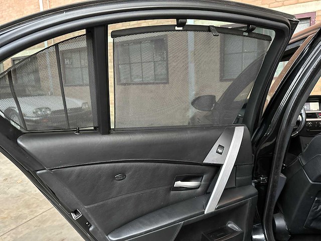 Bmw m5 5.0 v10 500pk 2006 e60 5-serie - afbeelding 25 van  41