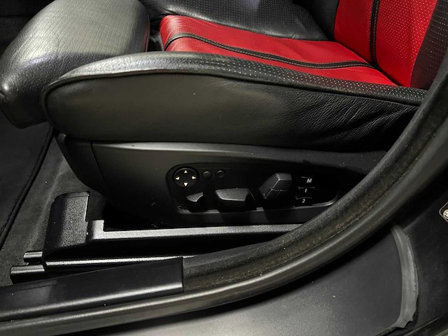 Bmw m5 5.0 v10 500pk 2007 5-serie youngtimer - afbeelding 29 van  45