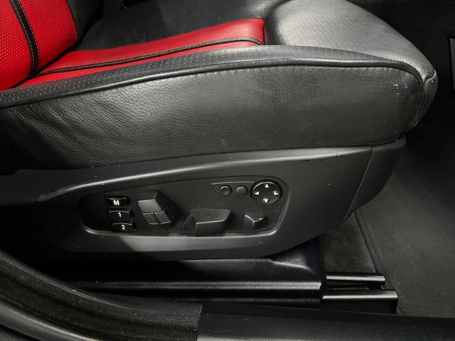 Bmw m5 5.0 v10 500pk 2007 5-serie youngtimer - afbeelding 33 van  45