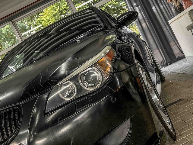 Bmw m5 5.0 v10 500pk 2007 5-serie youngtimer - afbeelding 30 van  45