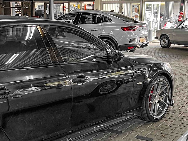 Bmw m5 5.0 v10 500pk 2007 5-serie youngtimer - afbeelding 3 van  45