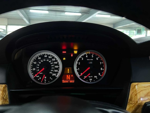 Bmw m5 5.0 v10 500pk 2007 5-serie youngtimer - afbeelding 9 van  21