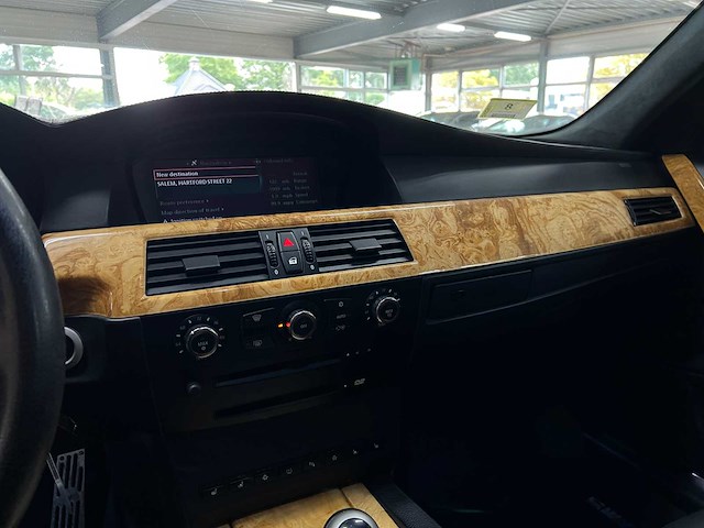 Bmw m5 5.0 v10 500pk 2007 5-serie youngtimer - afbeelding 10 van  21