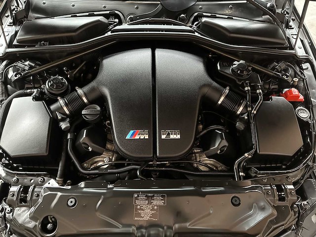 Bmw m5 5.0 v10 e60 500pk 2006 5-serie youngtimer - afbeelding 36 van  37