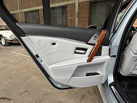 Bmw m5 5.0 v10 e60 500pk 2006 5-serie youngtimer - afbeelding 34 van  43