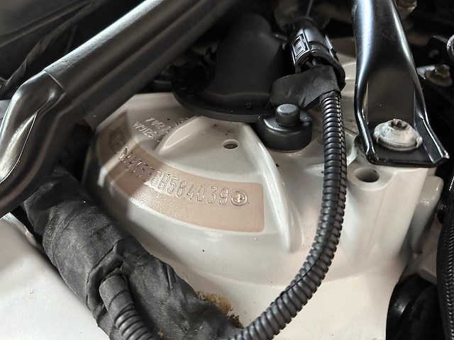 Bmw m5 5.0 v10 e60 500pk 2006 5-serie youngtimer - afbeelding 37 van  43