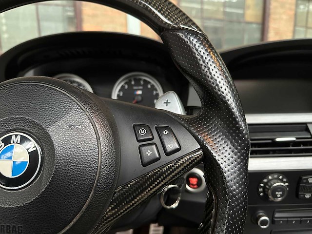 Bmw m5 5.0 v10 e60 500pk 2006 5-serie youngtimer - afbeelding 10 van  37