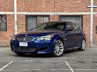 Bmw m5 5.0 v10 e60 500pk 2006 5-serie youngtimer - afbeelding 1 van  37