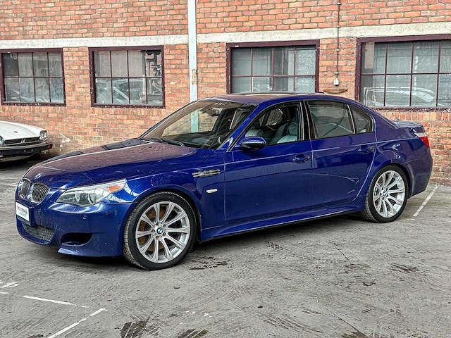 Bmw m5 5.0 v10 e60 500pk 2006 5-serie youngtimer - afbeelding 35 van  37