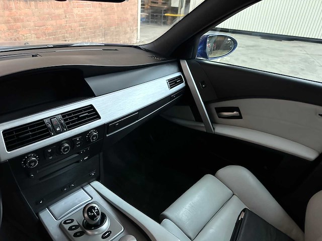 Bmw m5 5.0 v10 e60 500pk 2006 5-serie youngtimer - afbeelding 6 van  30