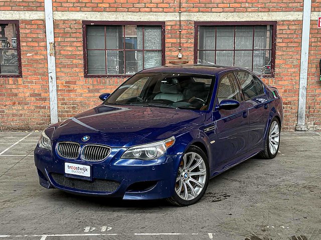 Bmw m5 5.0 v10 e60 500pk 2006 5-serie youngtimer - afbeelding 18 van  30