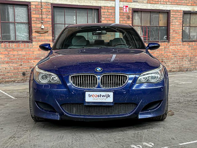 Bmw m5 5.0 v10 e60 500pk 2006 5-serie youngtimer - afbeelding 25 van  30