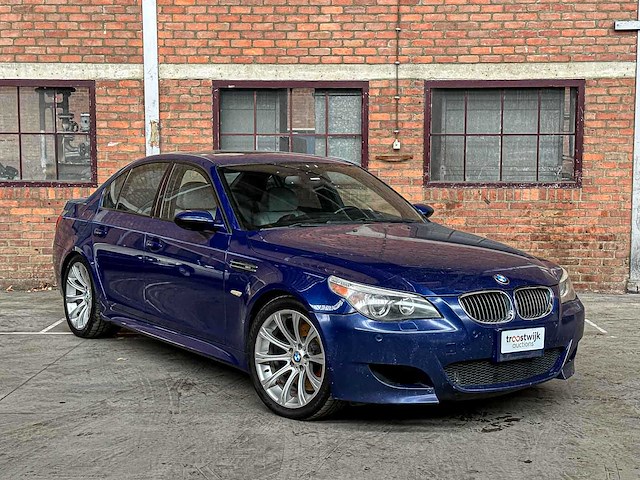 Bmw m5 5.0 v10 e60 500pk 2006 5-serie youngtimer - afbeelding 30 van  30