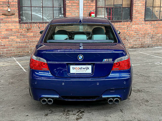 Bmw m5 5.0 v10 e60 500pk 2006 5-serie youngtimer - afbeelding 6 van  37