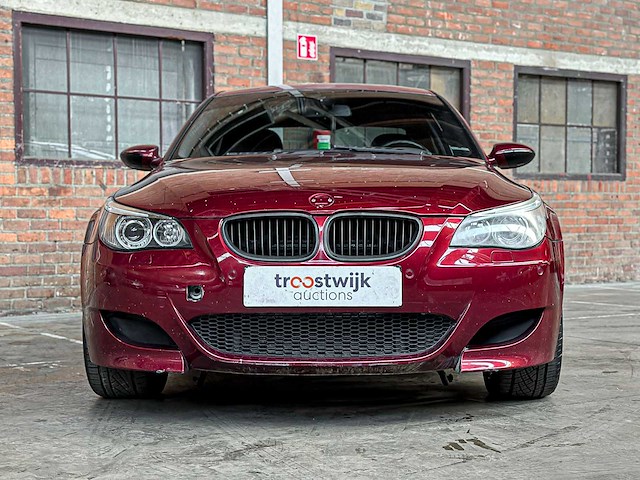 Bmw m5 5.0 v10 e60 500pk 2006 5-serie - afbeelding 4 van  25