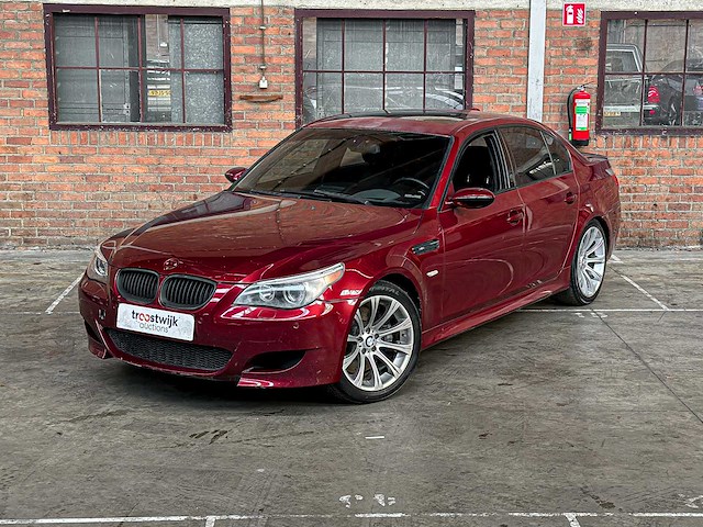 Bmw m5 5.0 v10 e60 500pk 2006 5-serie - afbeelding 18 van  24