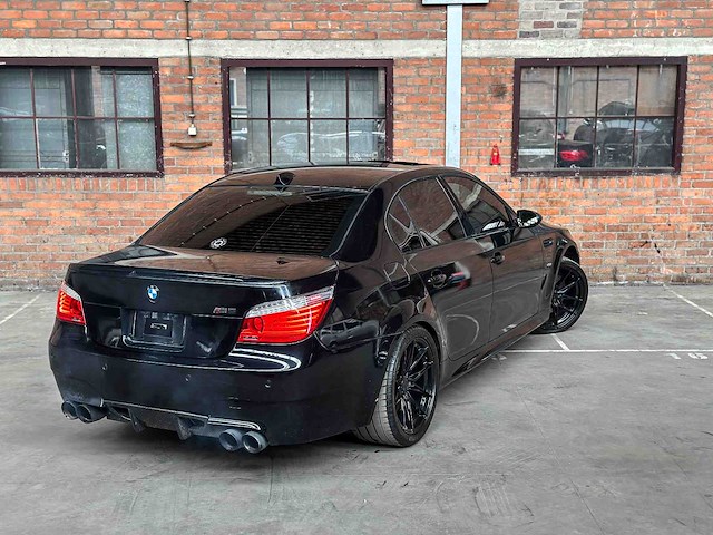 Bmw m5 5.0 v10 e60 500pk 2008 5-serie yountimer - afbeelding 5 van  41