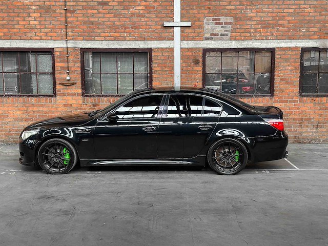 Bmw m5 5.0 v10 e60 500pk 2008 5-serie yountimer - afbeelding 14 van  41