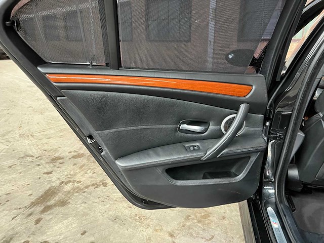 Bmw m5 5.0 v10 e60 507pk 2008 5-serie youngtimer - afbeelding 36 van  53