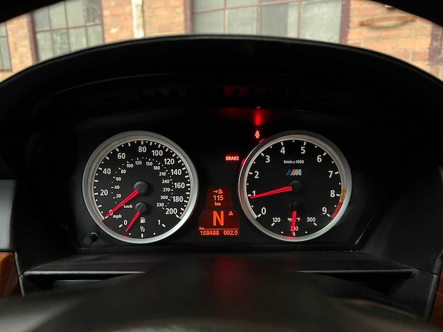 Bmw m5 5.0 v10 e60 507pk 2008 5-serie youngtimer - afbeelding 13 van  31
