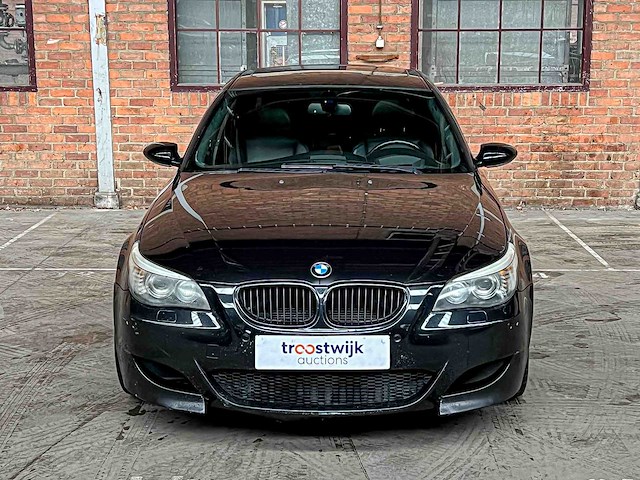 Bmw m5 5.0 v10 e60 507pk 2008 5-serie youngtimer - afbeelding 26 van  31
