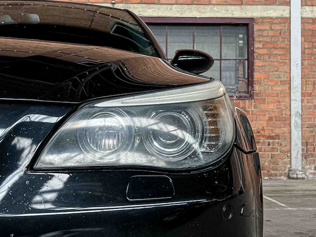 Bmw m5 5.0 v10 e60 507pk 2008 5-serie youngtimer - afbeelding 29 van  31