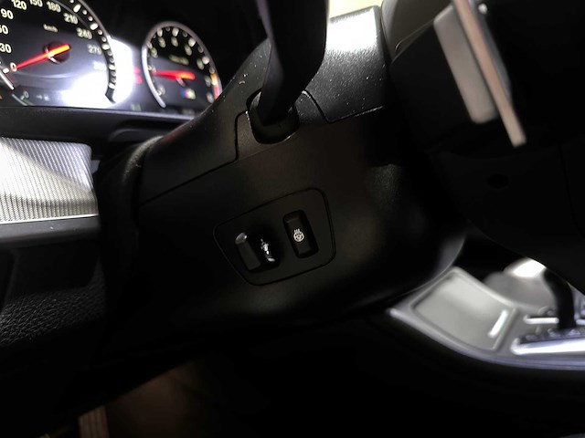 Bmw m5 f10 4.4 v8 560pk 2014 5-series, 3-zlj-94 - afbeelding 3 van  6