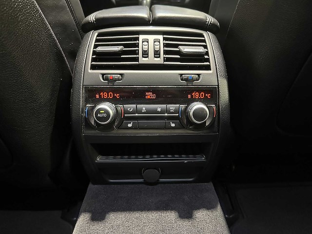 Bmw m5 f10 4.4 v8 560pk 2014 5-series, 3-zlj-94 - afbeelding 30 van  53