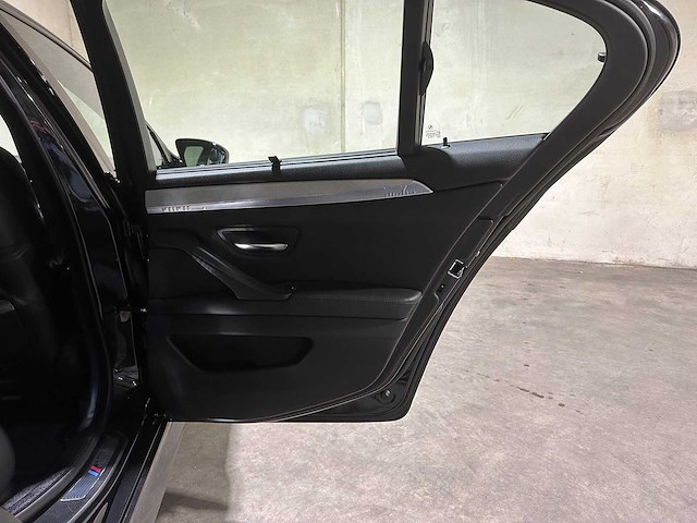 Bmw m5 f10 4.4 v8 560pk 2014 5-series, 3-zlj-94 - afbeelding 33 van  53
